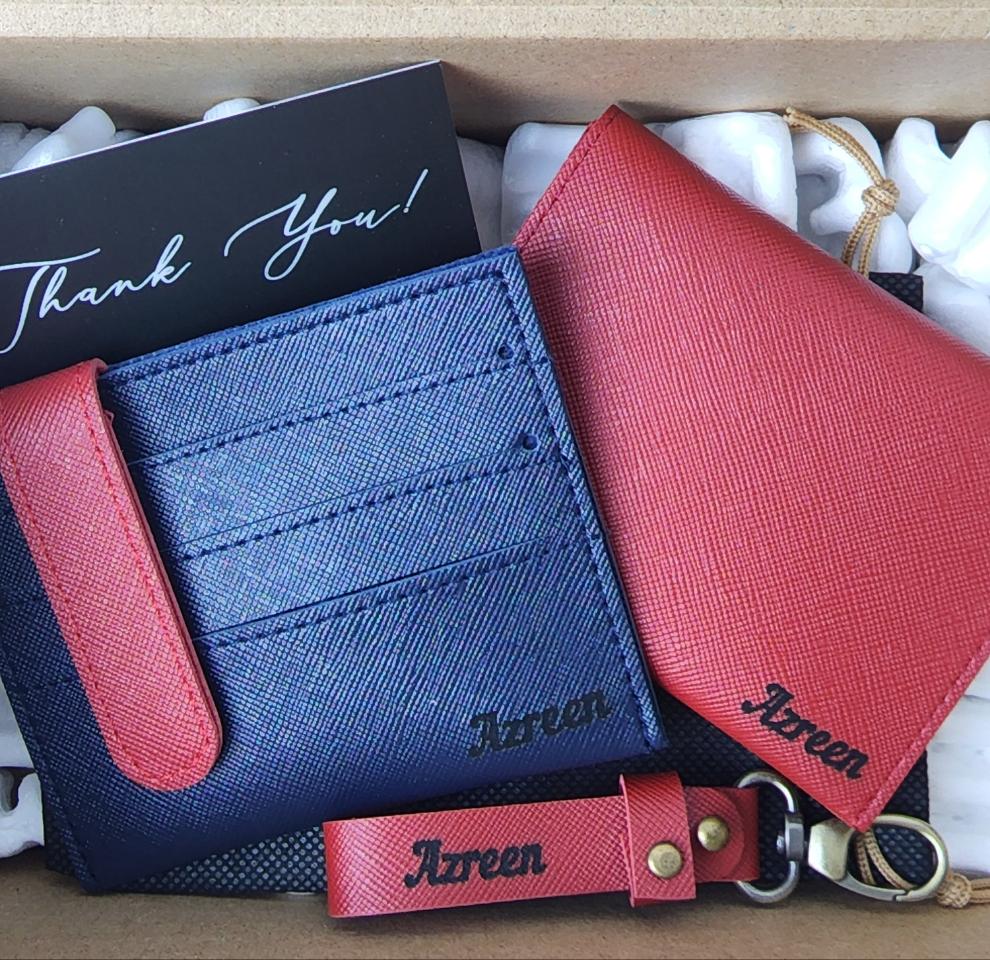 2 Wallets & Keychain Gift Box
