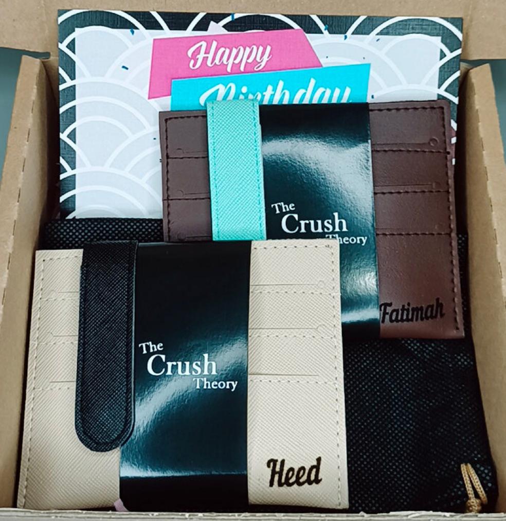 2 Flip wallet Gift box