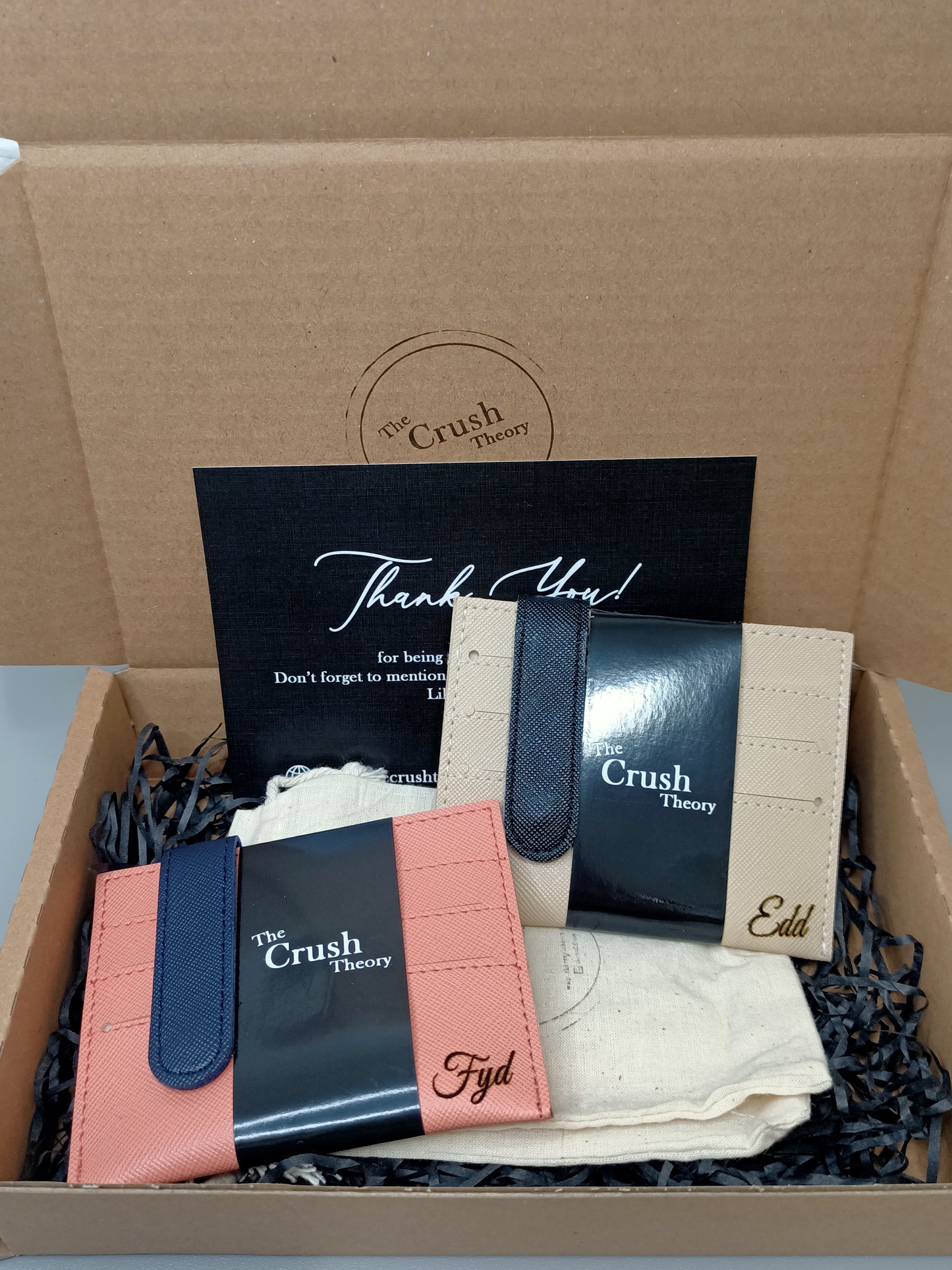 2 Flip wallet Gift box